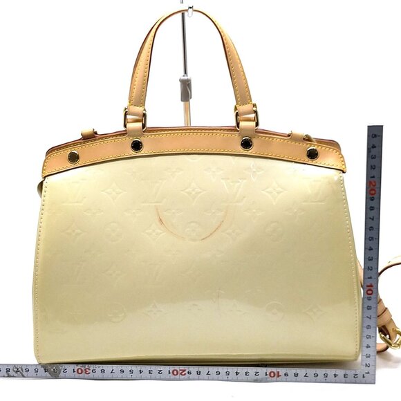 Authentic Louis Vuitton Brea MM Yellow Vernis Hand Bag mn517-112725 - Picture 2 of 16
